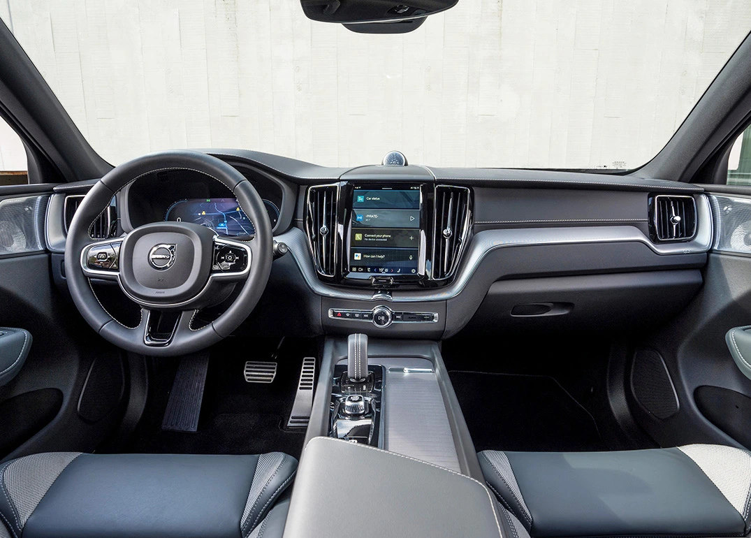 /volvo-xc60-03.webp